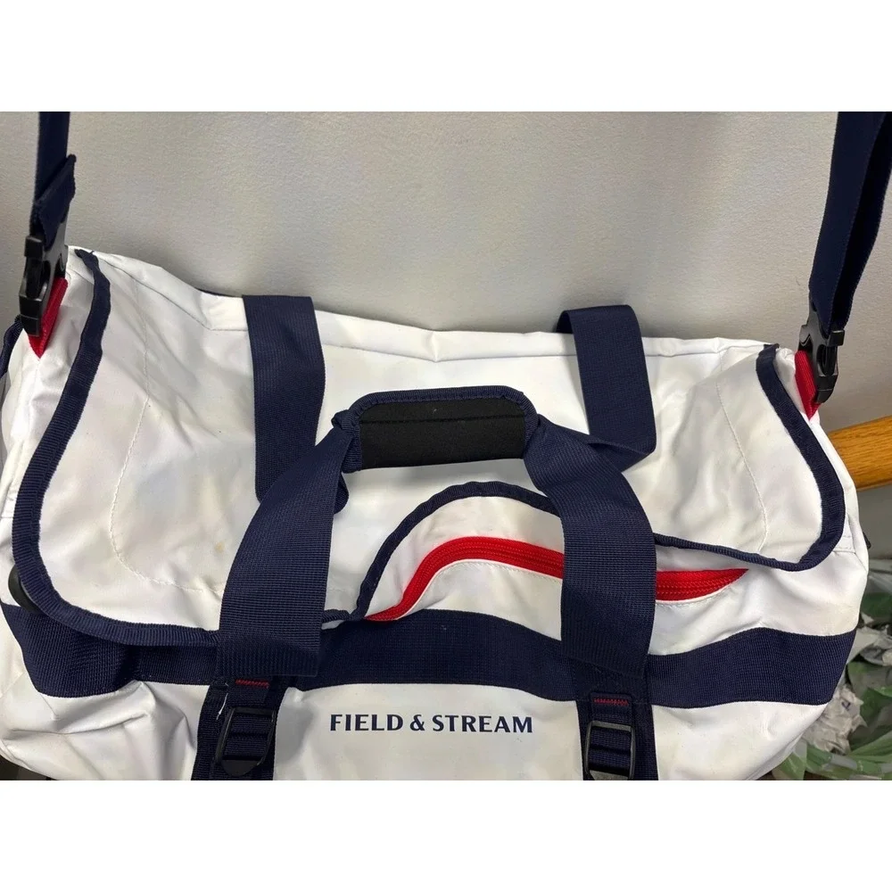 Field & Stream White Navy Red Duffel Bag Travel Weekender Gym‎ Sports